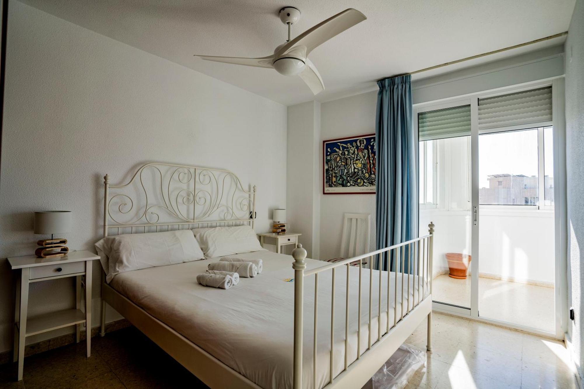 Apartamento Faro Blanco Alicante Luaran gambar